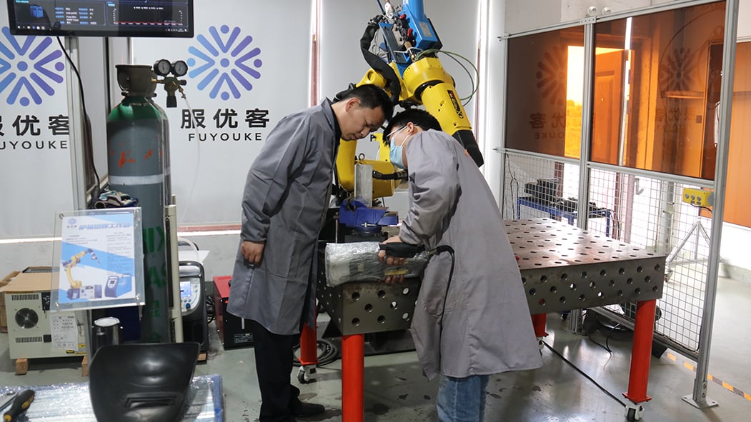 TKweld High Quality 3000*1500*200mm Cast Iron Flexible Welding Table 16mm 28mm Steel Accessories Factory Construction New 2D 3D manufacture