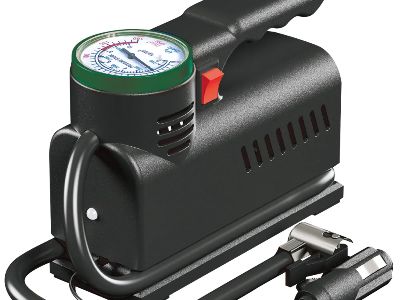 Why a Portable Air Compressor Is Essential for Off-Road Vehicle Operators