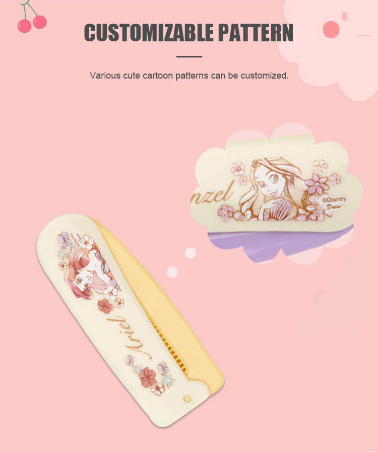 Good Quality Kids Children's Cartoon Design Fine-Toothed Comb Cute Portable Comb Baby Play House Toy Hair Styling Comb manufacture