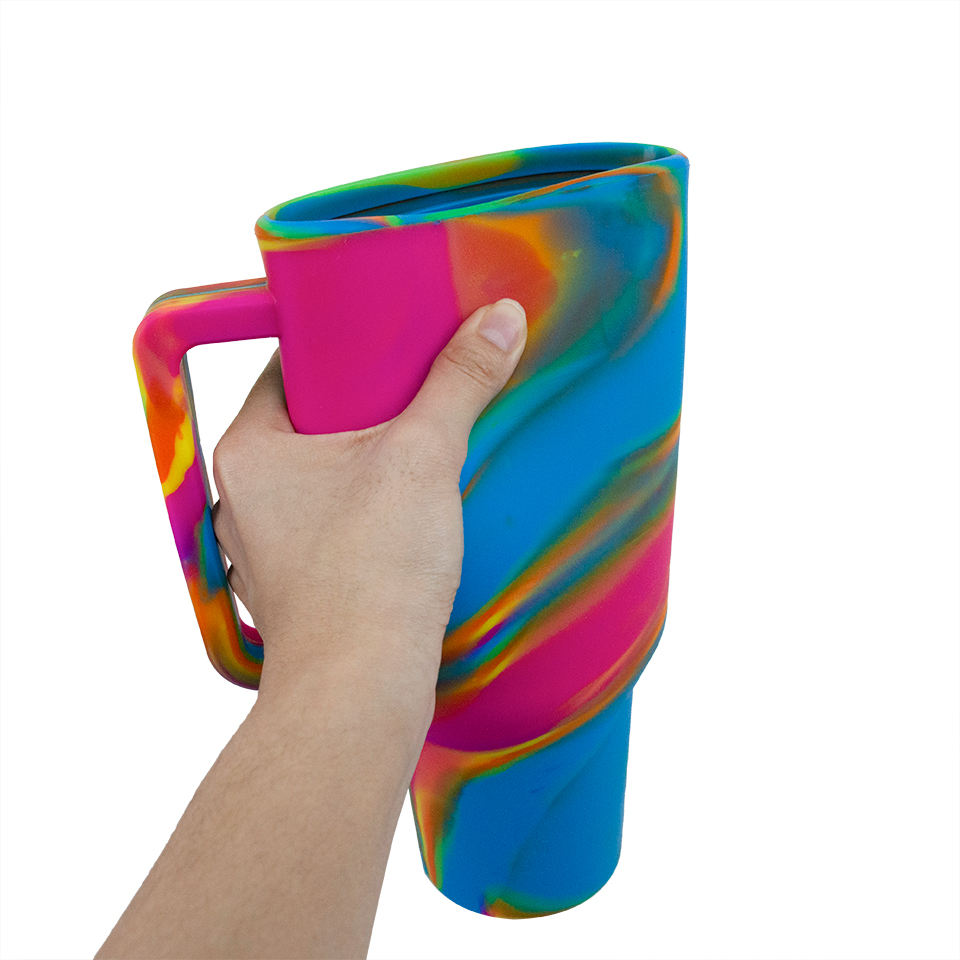 Modern Eco-friendly Silicone Coffee Mug with Handle 40oz High-Temperature Resistant Travel-Friendly Handgrip for Parties factory