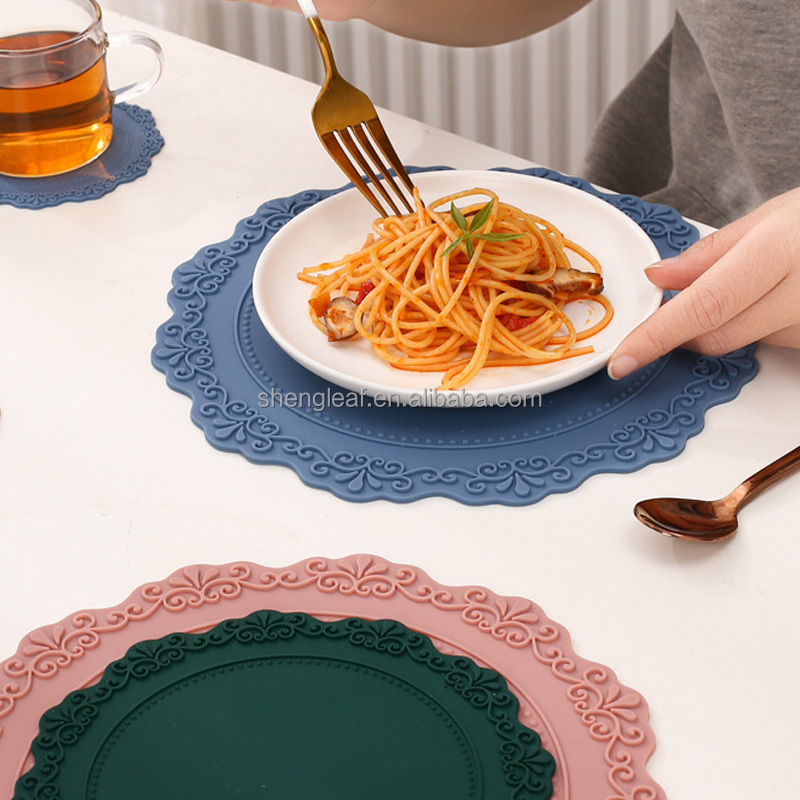 Custom Eco-Friendly Heat Resistant Silicone Coasters & Place Mats with Scalloped Edge and Lace Embossed Design for Dining Table factory