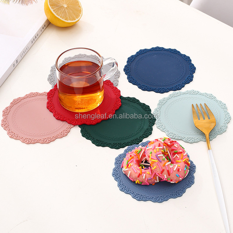 Custom Eco-Friendly Heat Resistant Silicone Coasters & Place Mats with Scalloped Edge and Lace Embossed Design for Dining Table factory