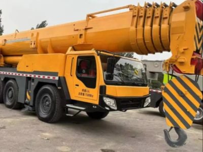 The Importance of Large Crane Safety in High-Rise Construction