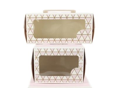 Food packaging boxes with clear windows showcase your dishes.
