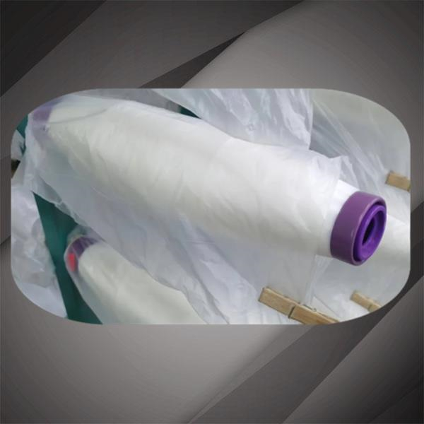 Die dunkle Seite der schwarzen Organza umarmen