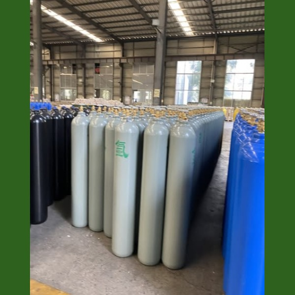 Choosing the Right Size and Type of Argon and CO2 Tanks for Your Welding Needs