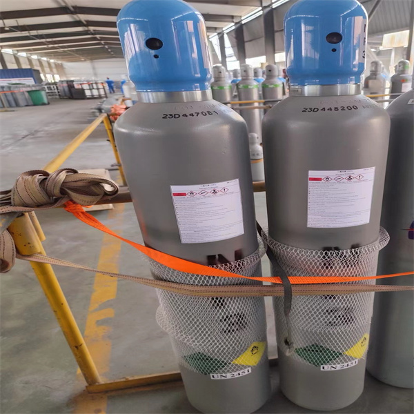 What Are the Benefits of Using Nitrogen Trifluoride in Semiconductor Manufacturing?