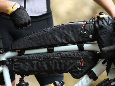 Cykeltaske-monteringssystemer til stabilitet
