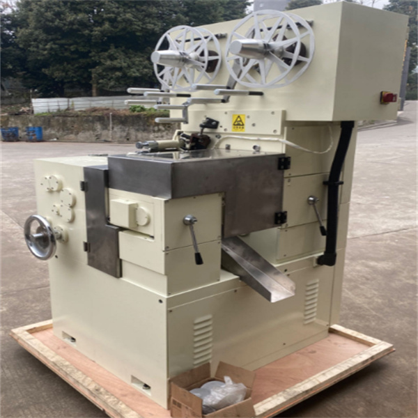 Take your confectionery business to the next level with the Toffee Twist Wrapping Machine