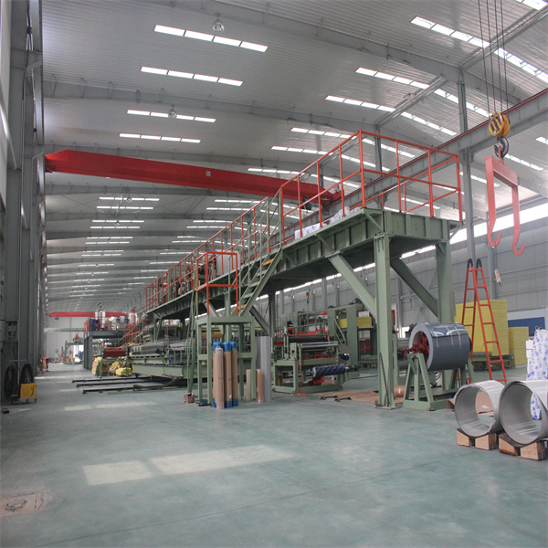 Highly Customizable PU Panel Production with Advanced Machine