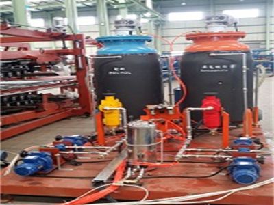 Rola maszyn do pianki w produkcji materiałów budowlanych o niskim zużyciu energii