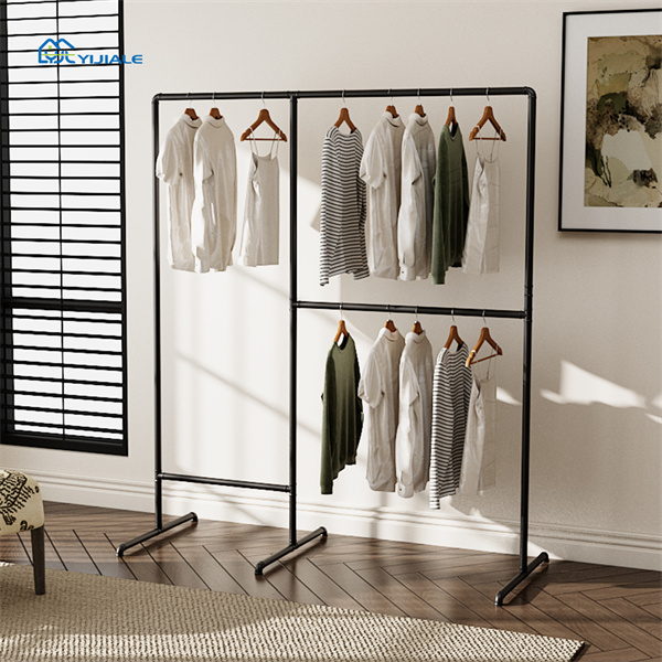 Formas Creativas de Usar Perchas de Suelo en Cada Habitación