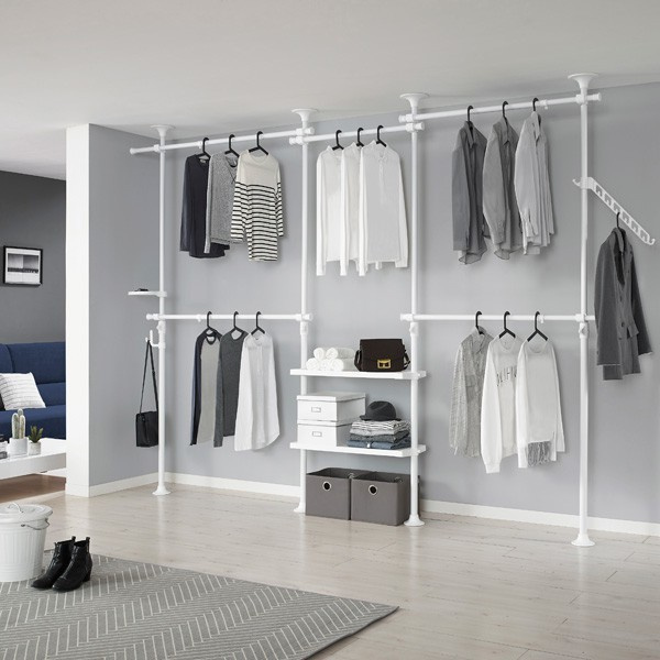Ordnen Sie Ihre Garderobe effizient mit modularen Kleiderschränken