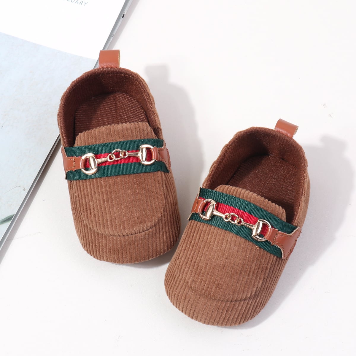 Autumn/Winter Casual Baby Sneakers for Newborn Boys Sport Style Soft Light Easy Wear Cool Design details