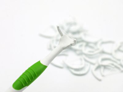 Ergonomic Floss Picks: Marketable Products for Distributors