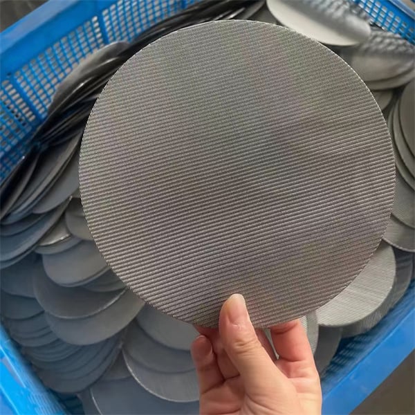 Comment choisir le bon maillage filtrant tissé hollandais pour votre application