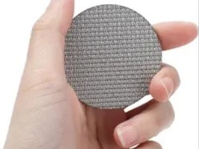 Comment personnaliser une grille métallique en fil pour des géométries de filtration uniques