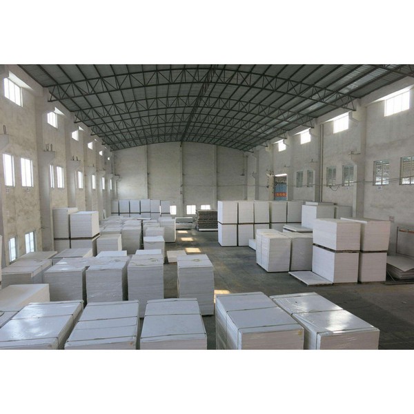 ألواح PVC رغوية مقاومة للطقس للاستخدامات الخارجية