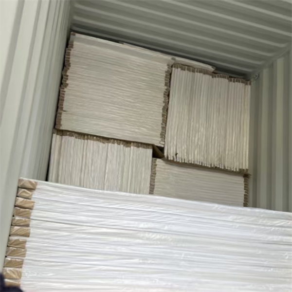 なぜ硬質PVCフォームボードが最適なのか