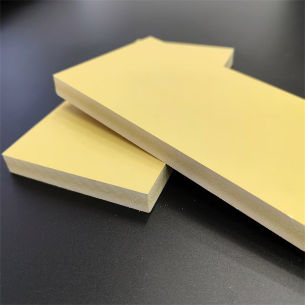 WPCシートの backsplash であなたのキッチンを清潔で安全に保ちましょう