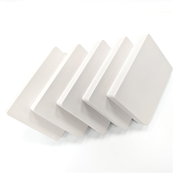 Anwendungen des 18mm PVC-Blatts für Haus und Industrie