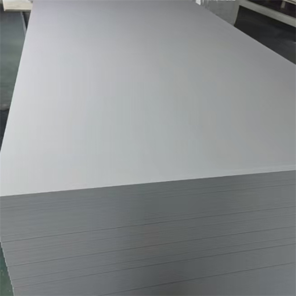 なぜ3mmのPVCフォームシートがサイン製作で人気の選択肢なのか