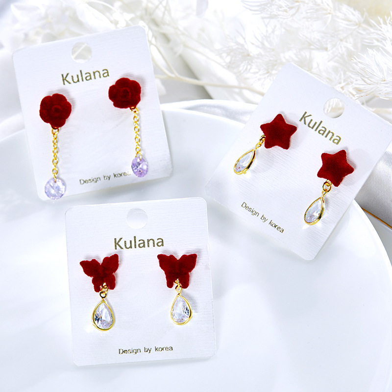 Cost Factors to Evaluate When Purchasing Small Earrings in Bulk