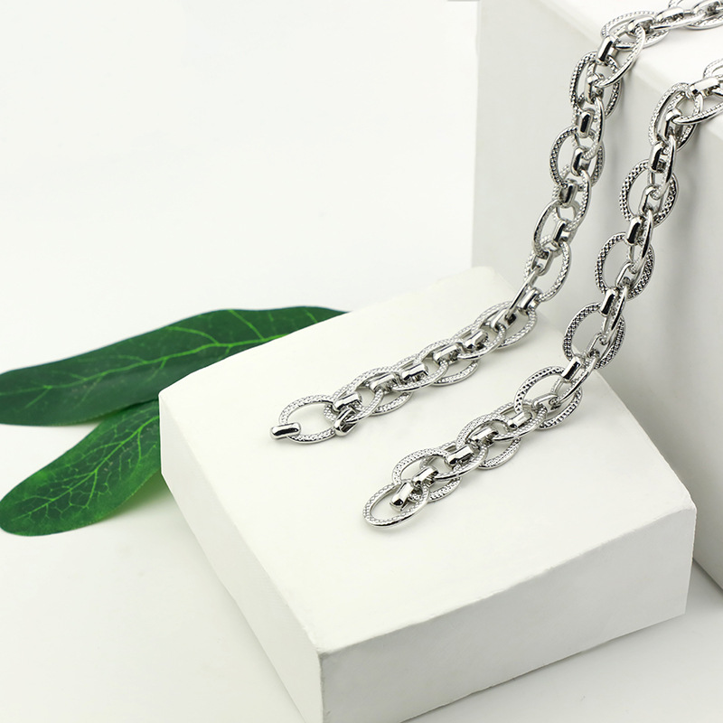 Installation Guidance for Men's Stainless Chains in Various Applications
