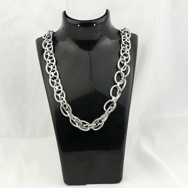 Comparing Cost Factors for Men's Stainless Chains in Bulk Purchases