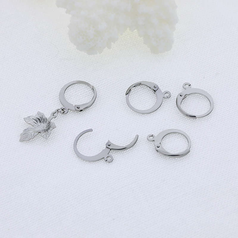 Cost Factors to Consider When Purchasing Earring Hardware
