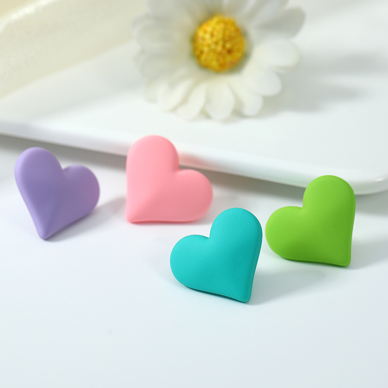 Heart Earrings Installation Guidance for Contractors and Distributors