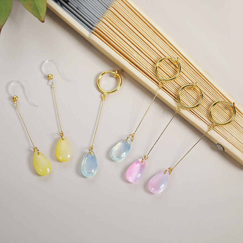 Advantages of Stainless Steel and Brass Earrings