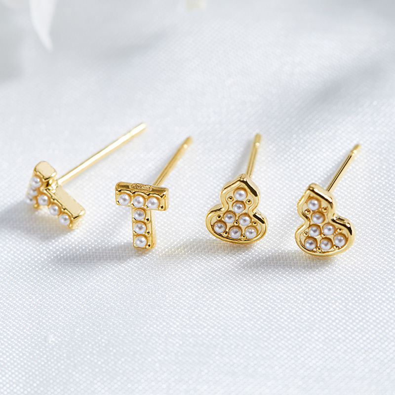 Installation Guidance for Dainty Earrings in Various Applications