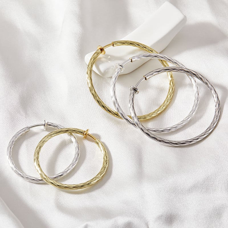 Installation Guidance for Chunky Twisted Hoop Earrings in Retail Displays