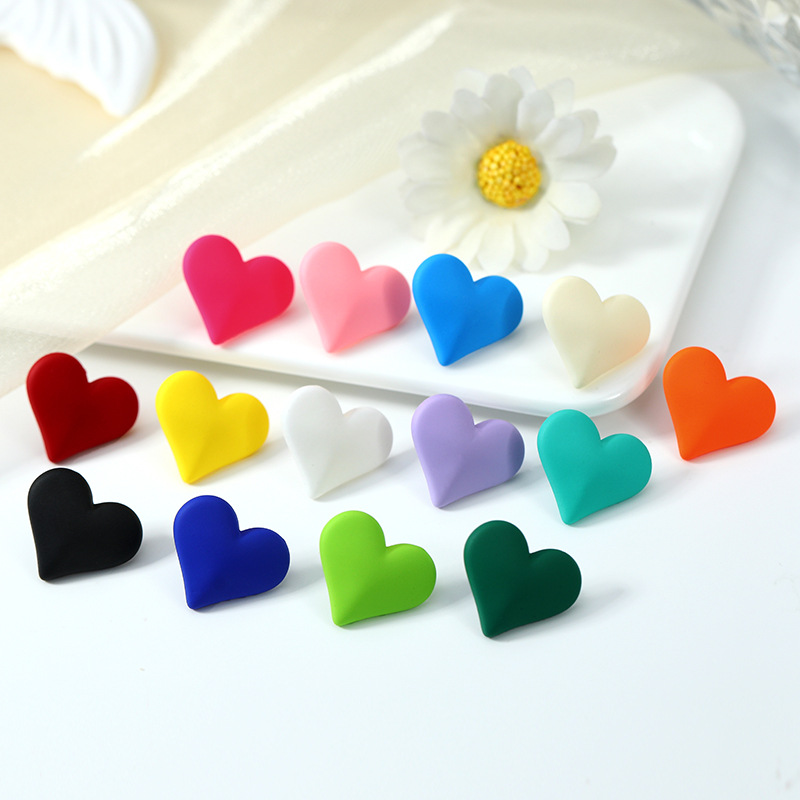 Common Problems with Heart Earrings and Effective Solutions