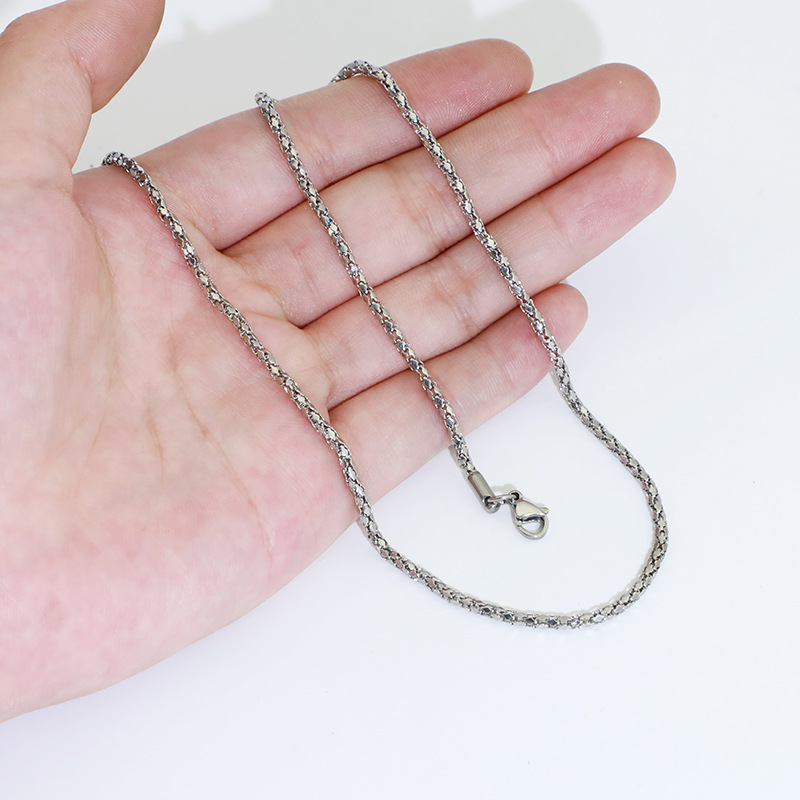 How to Evaluate the Durability of Stainless Steel Necklaces