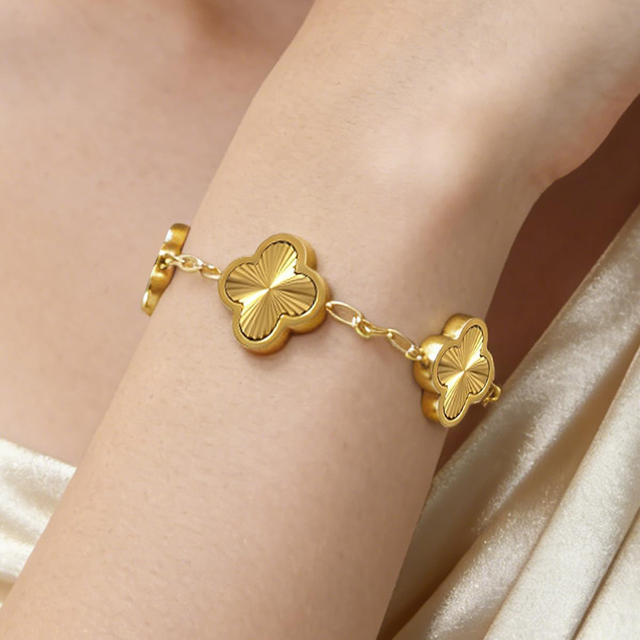 Cost Factors to Consider When Buying 18K Gold Plated Bracelets in Bulk
