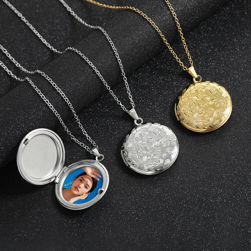 Applications of Portrait Lockets in Various Industries