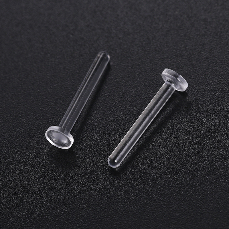 Material Advantages of Chunky Stud Earrings in Bulk Orders