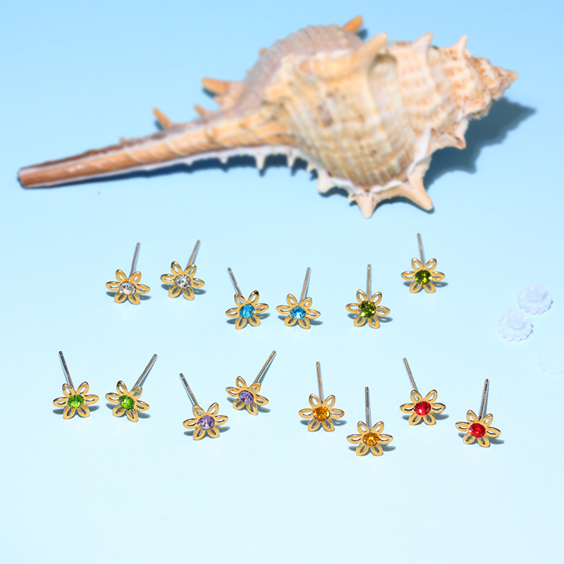 Common Problems with Tiny Ear Studs and Effective Solutions