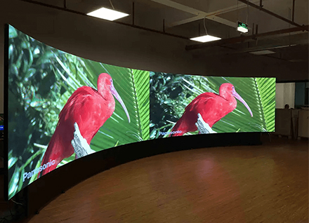 P1.53 Flexible LED Display