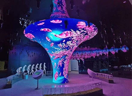 P4 LED Tree Display