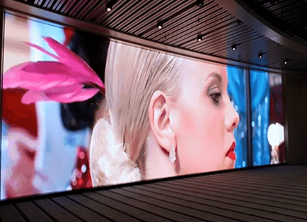 P1.86 Small Pitch LED Display