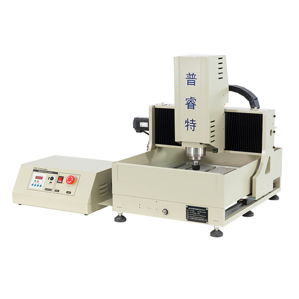 كيف تختار ماكينة توجيه CNC سطح مكتبية مناسبة؟