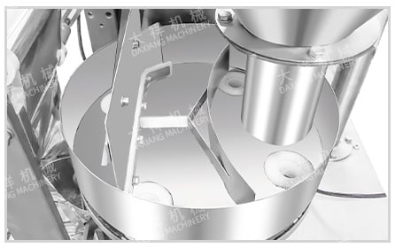 DXB-100K China Speed Touch Screen Nuts Grains Coffee Beans Universal Granule Packing Machine manufacture