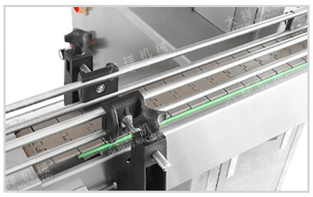 Automatic DXS-8 Channel Gummy Bear Candy Tablet Fish Glue Vitamin Candy Capsule Counting Bottling Machine manufacture