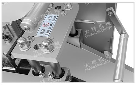 DPP-140 CE ISO Food Industrial Candy Chocolate Chewing Gum Custom Mold Aluminum-plastic Blister Packaging Machine factory