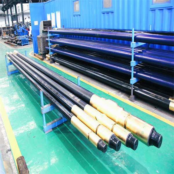 Achieving optimal weight on bit for improved drilling performance