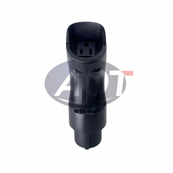 Simplifiez votre processus de recharge avec J1772 vers NEMA 5-15
