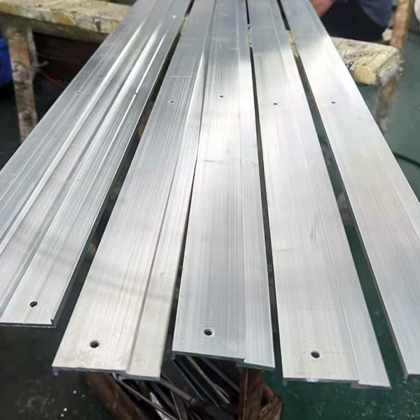 Hoe om Aluminium Extrusie Staven te Gebruik